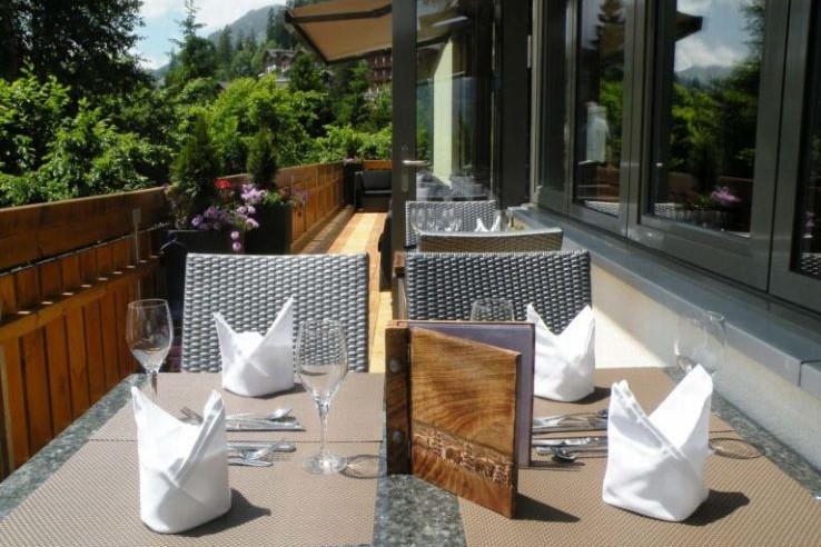 Hotel Steinmattli, restaurant terrace